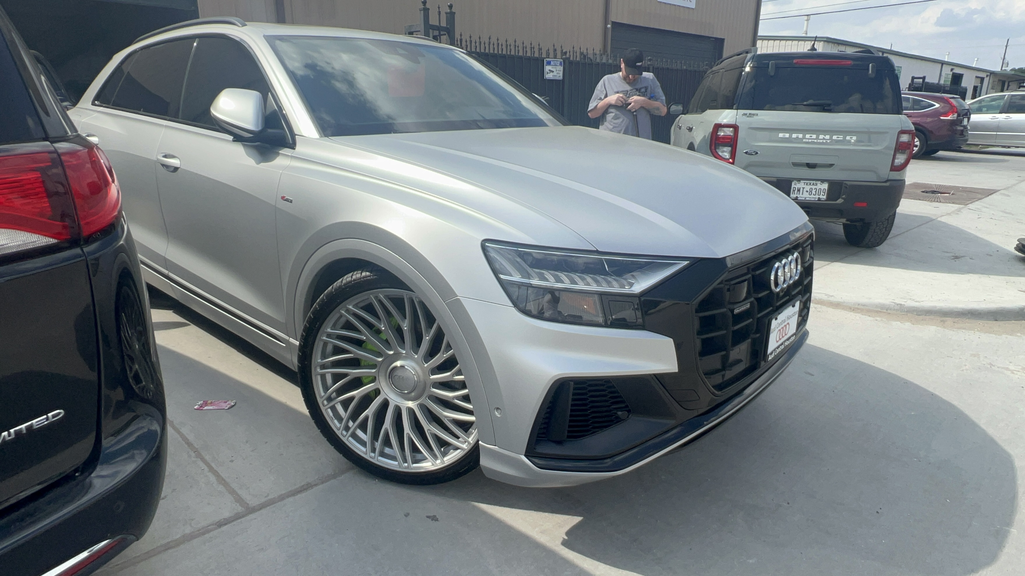 Leozen Exotic Rentals - Local Transportation in Houston, TX in Houston, Houston