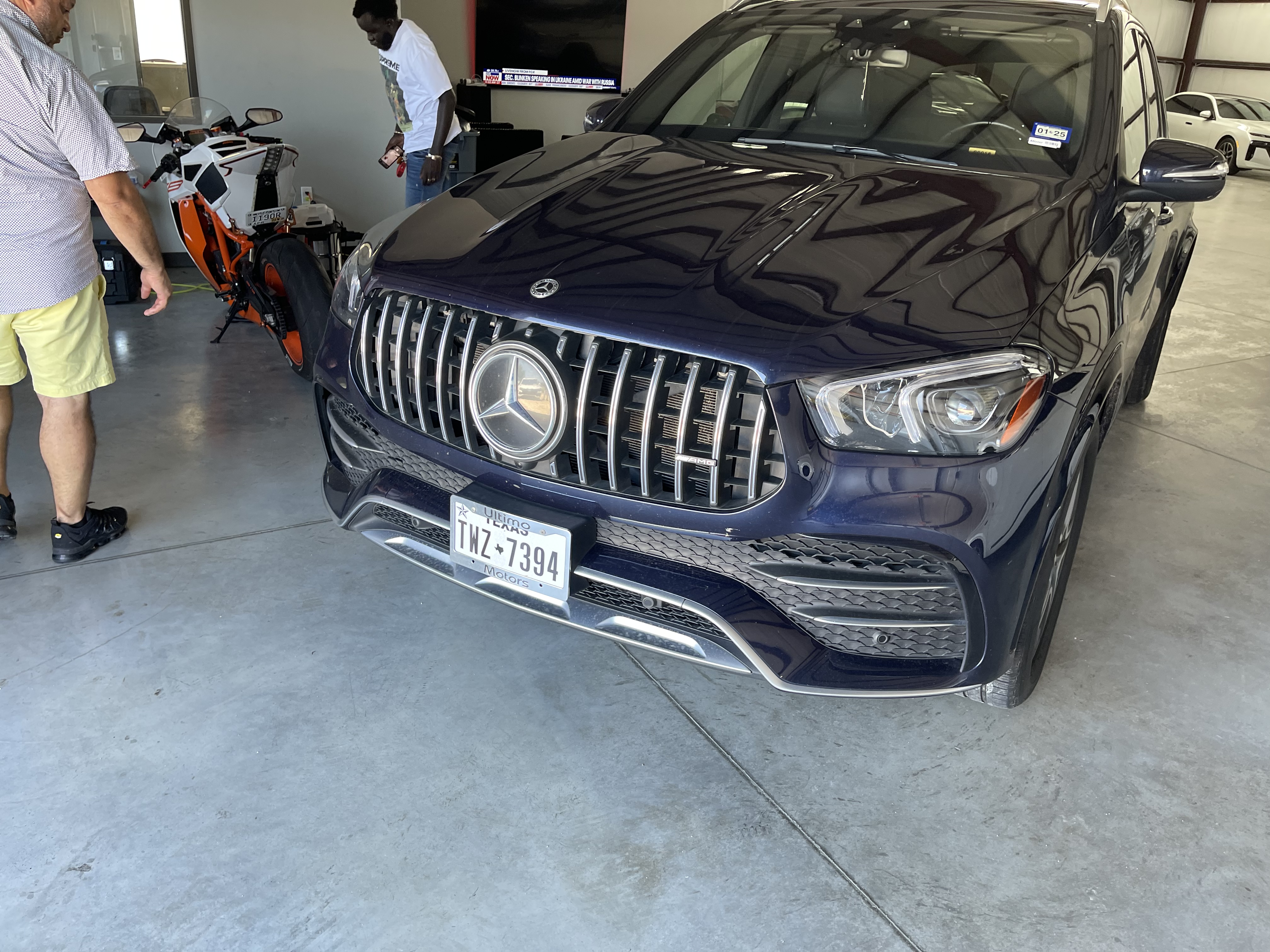 Leozen Exotic Rentals - Local Transportation in Houston, TX in Houston, Houston