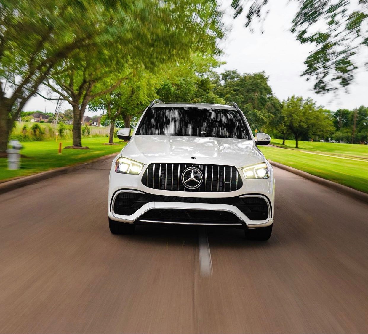 Leozen Exotic Rentals - Local Transportation in Houston, TX in Houston, Houston