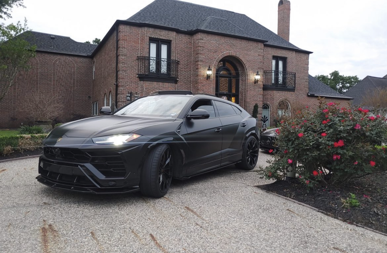 Leozen Exotic Rentals - Local Transportation in Houston, TX in Houston, Houston