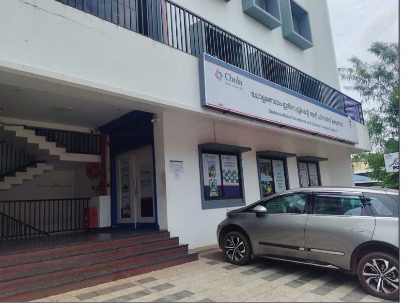Chola Finance in Thavakkara, Kannur
