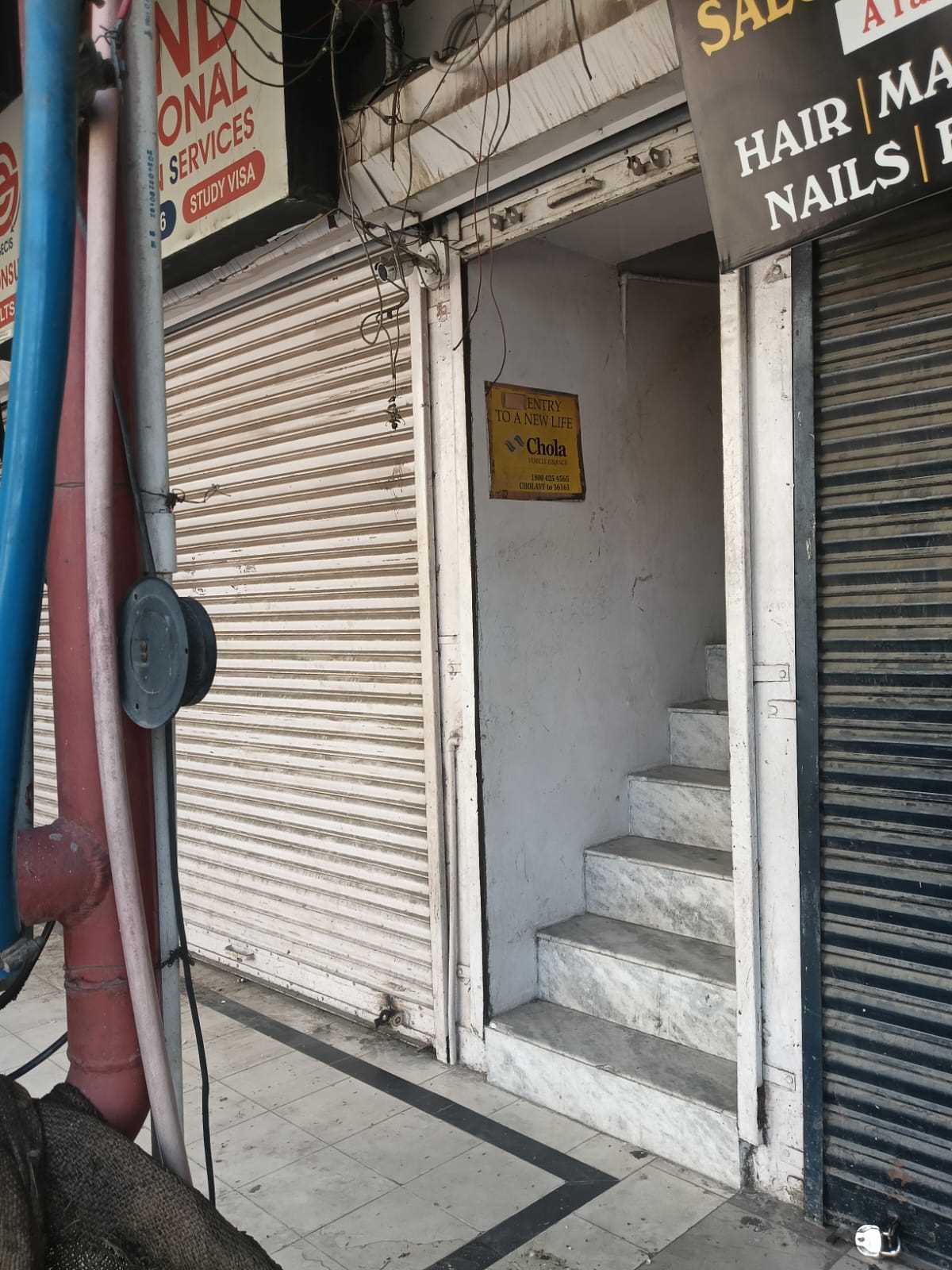 Photos and Videos from Cholamandalam Investment and Finance Company Limited in GTB Market, Khanna