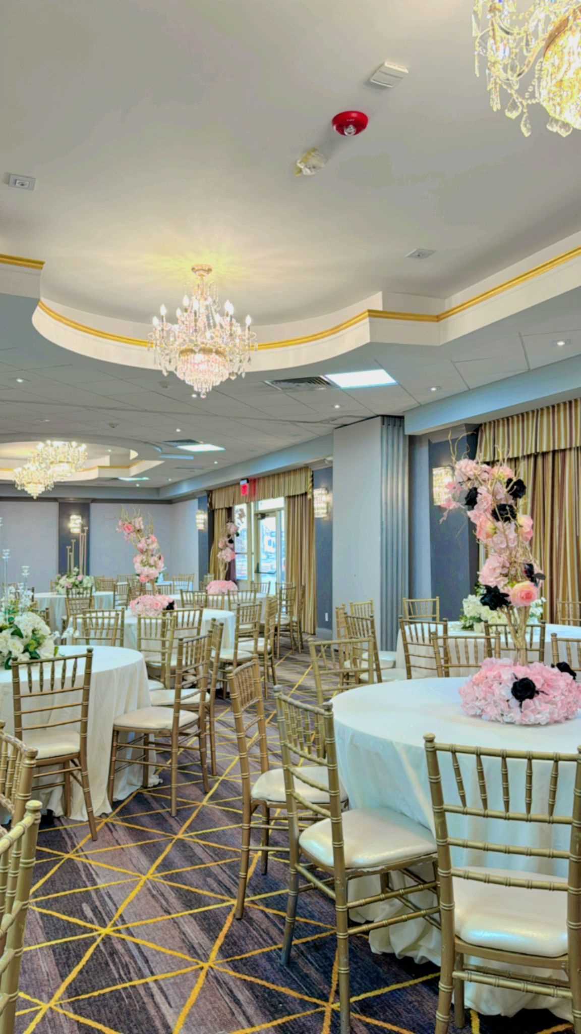Plainview’s Elegant Rental Hall for Weddings & Events – Aura Ballroom in Plainview, Plainview