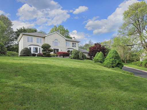 Rohini Agarwal Weichert Realtors - Real Estate Agents in Warren, NJ in Warren, Warren