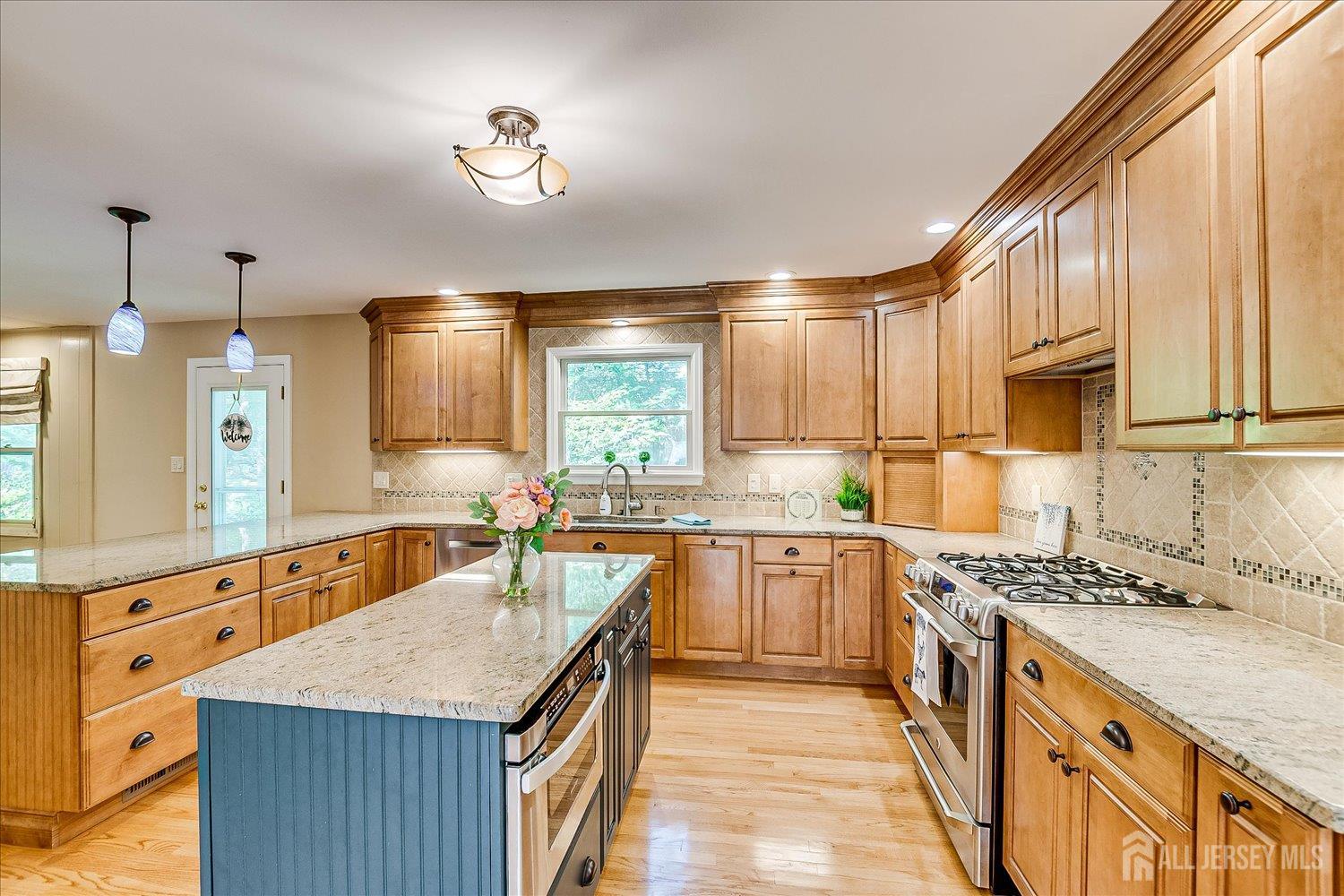 Krish Krishnan Shiju Realtor - Real Estate Agents in Metuchen, NJ in Metuchen, Metuchen