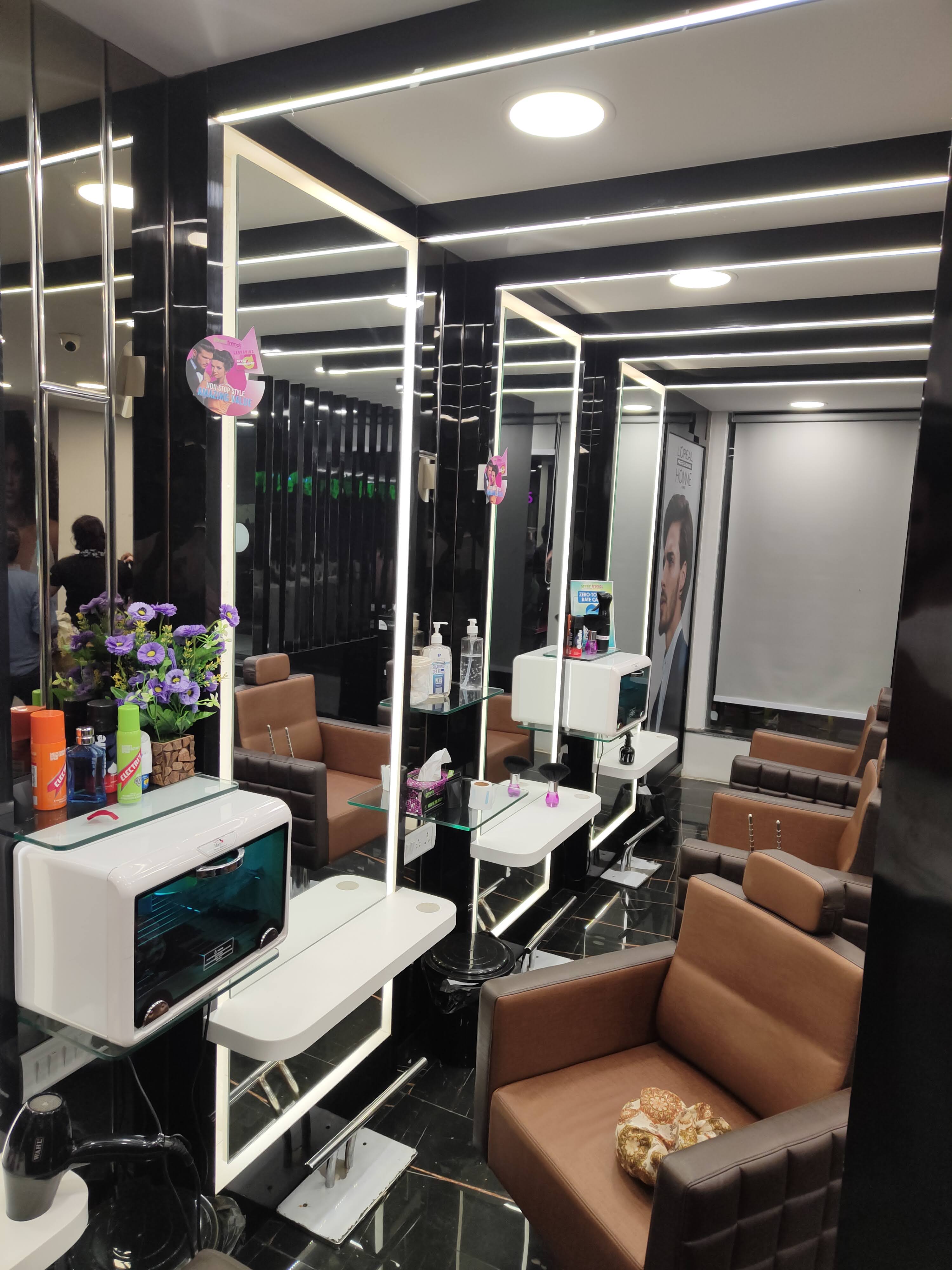 Green Trends in Aliganj, Lucknow