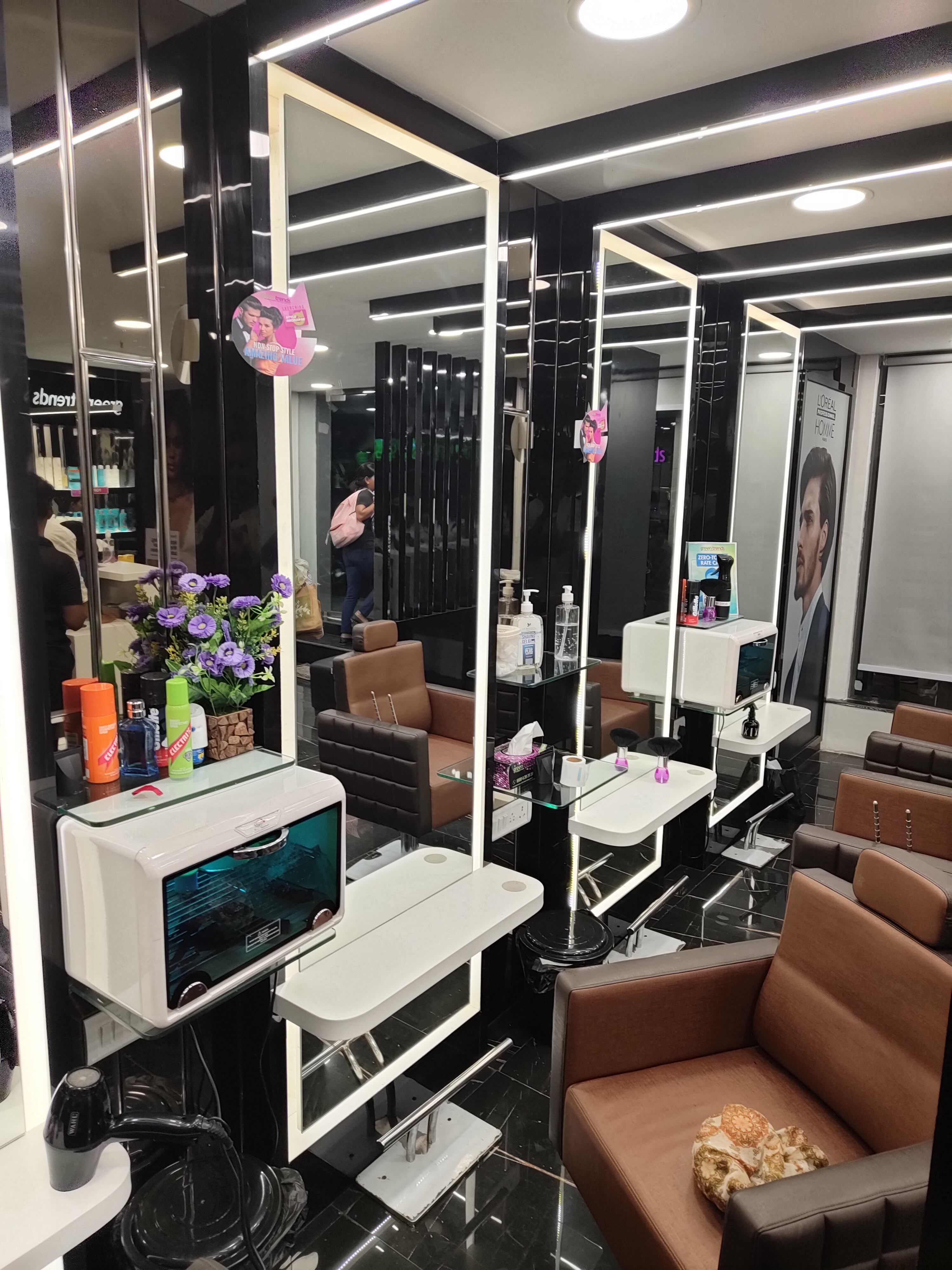 Green Trends in Aliganj, Lucknow